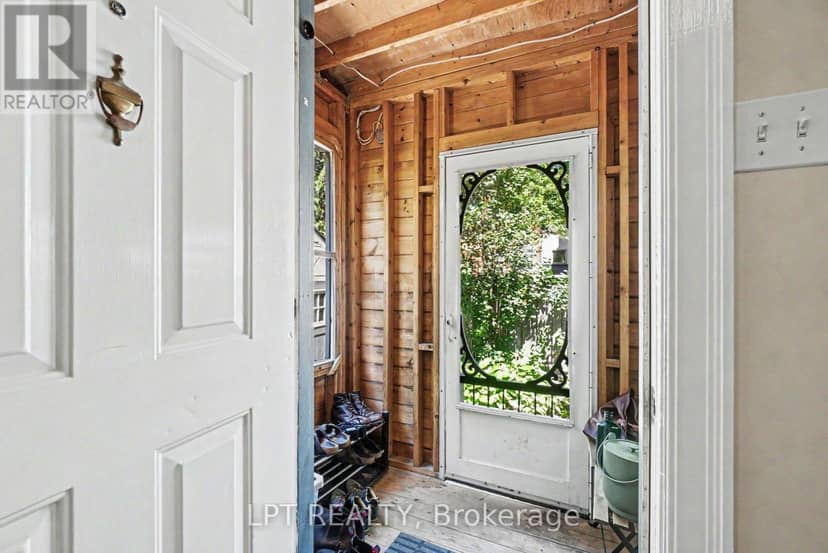 475 Maclaren Street — photo 27 of 40