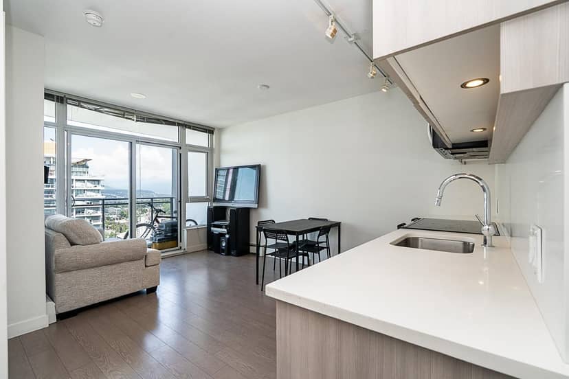 2302 13308 CENTRAL AVENUE, Surrey, photo 3