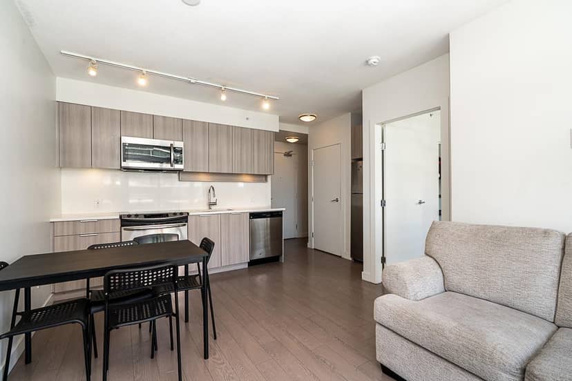 2302 13308 CENTRAL AVENUE, Surrey