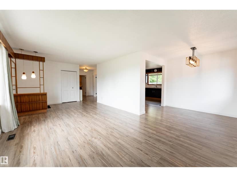 7120 139 AV NW, Edmonton, photo 4