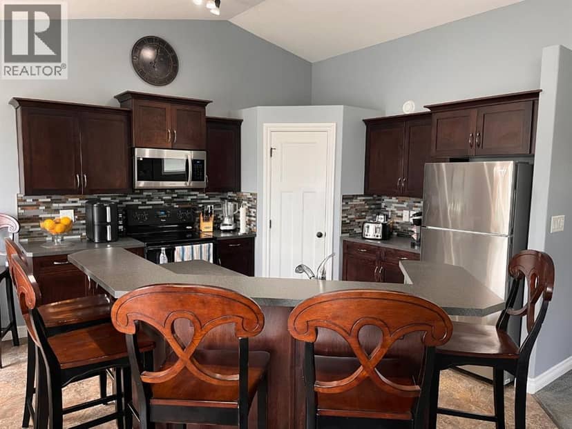 4415 54 Street, Rocky Mountain House, photo 6