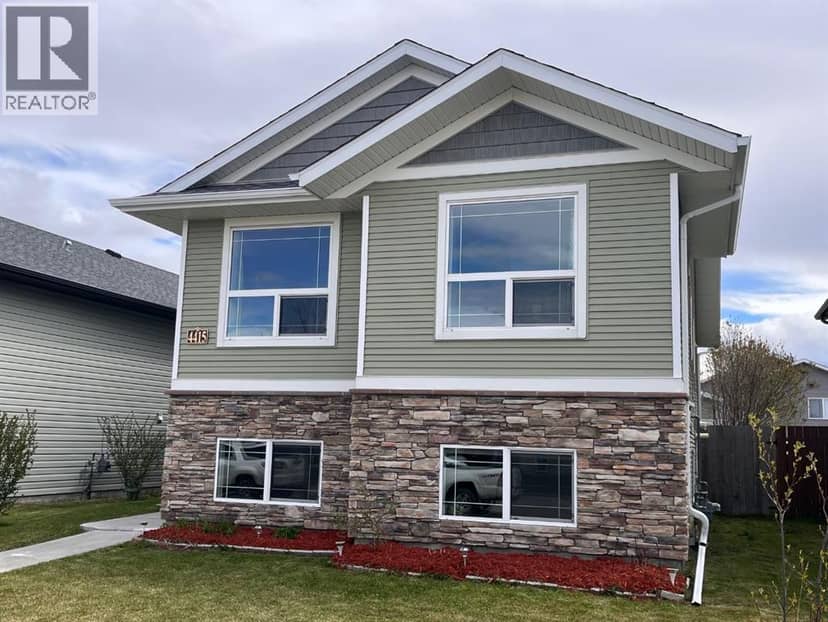 4415 54 Street, Rocky Mountain House, photo 3