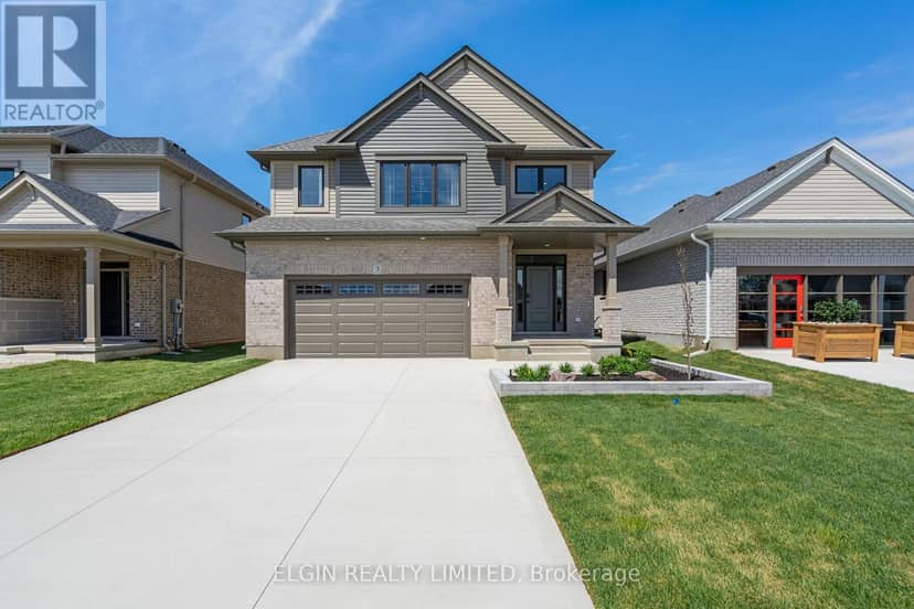 3 Hemlock Crescent — photo 1 of 40