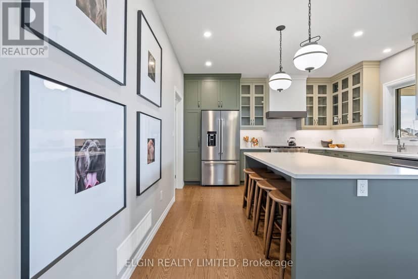 3 Hemlock Crescent — photo 16 of 40