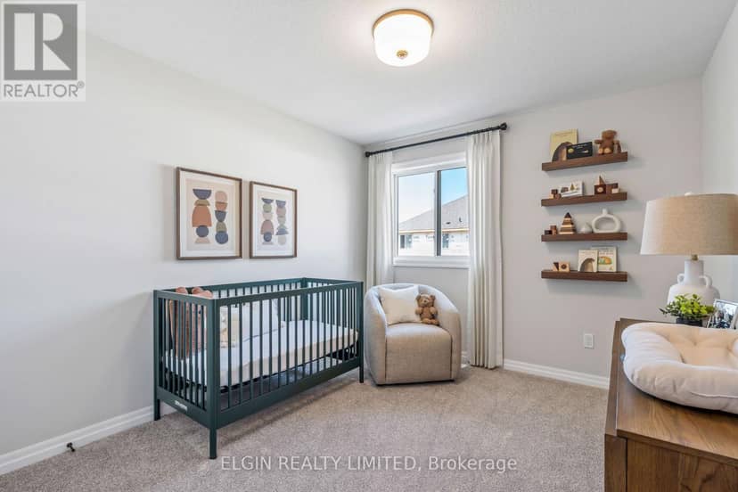 3 Hemlock Crescent — photo 24 of 40