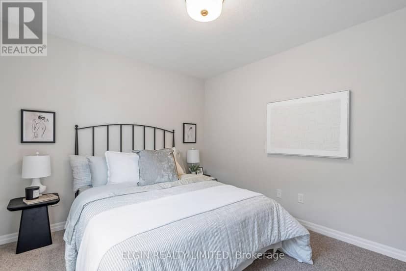 3 Hemlock Crescent — photo 27 of 40