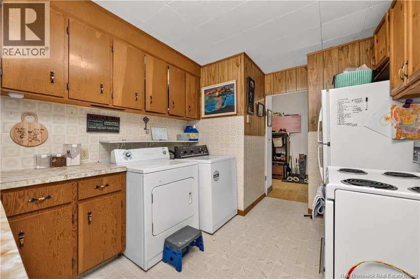 5910 King Street — photo 29 of 40