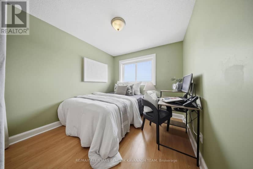 103 Lorne Street — photo 13 of 22