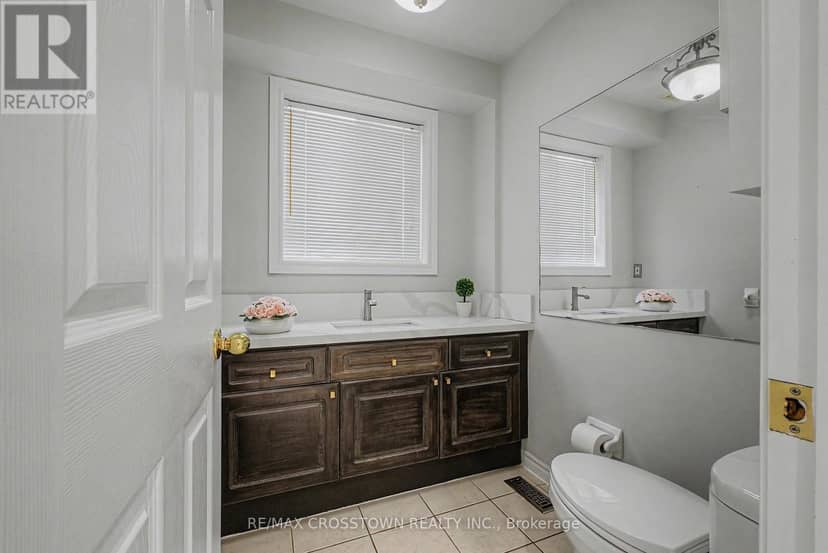 31 Logan Court — photo 27 of 40