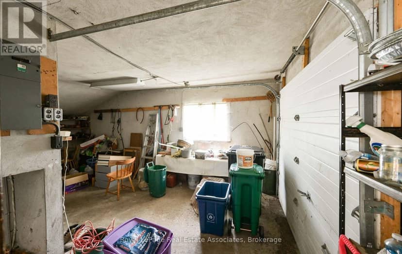 27 Rothsay Avenue — photo 20 of 32