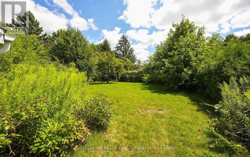27 Rothsay Avenue — photo 25 of 32