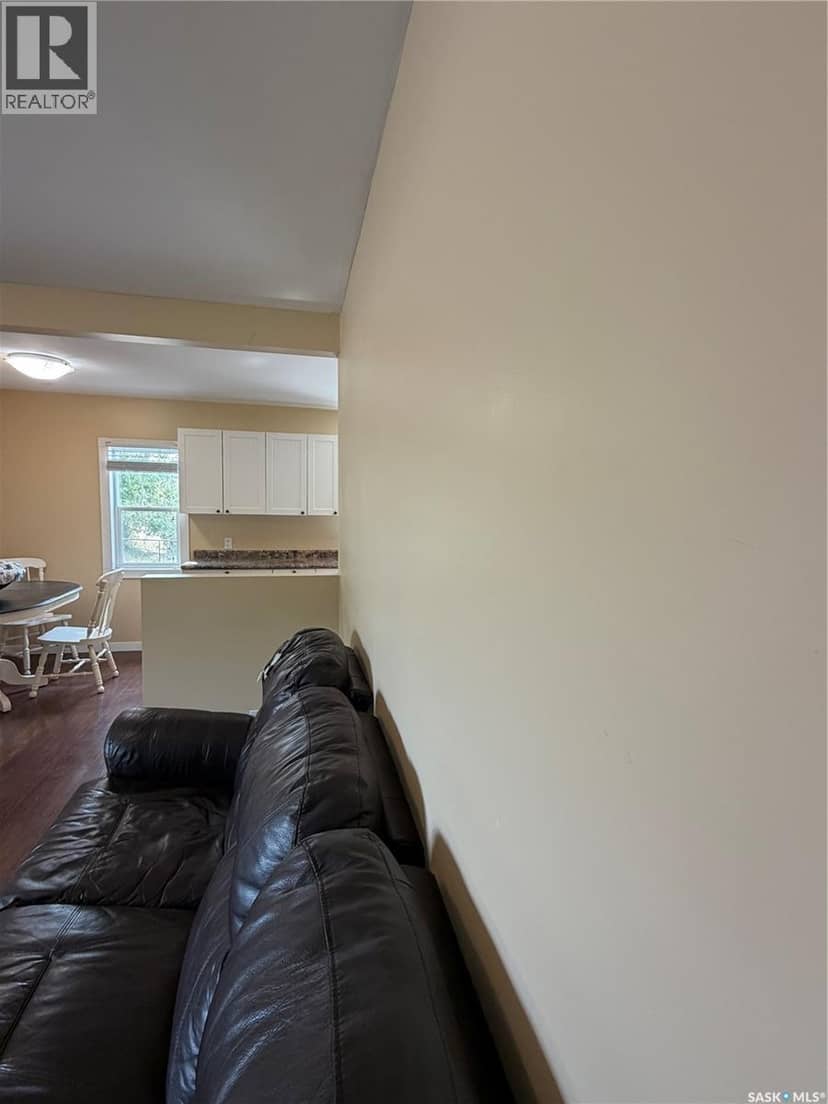 537 Churchill STREET — photo 10 of 30