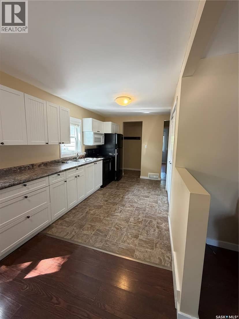 537 Churchill STREET — photo 13 of 30