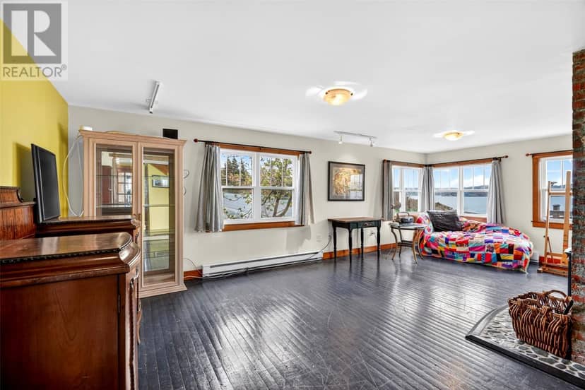 9 Bareneed Road — photo 16 of 40
