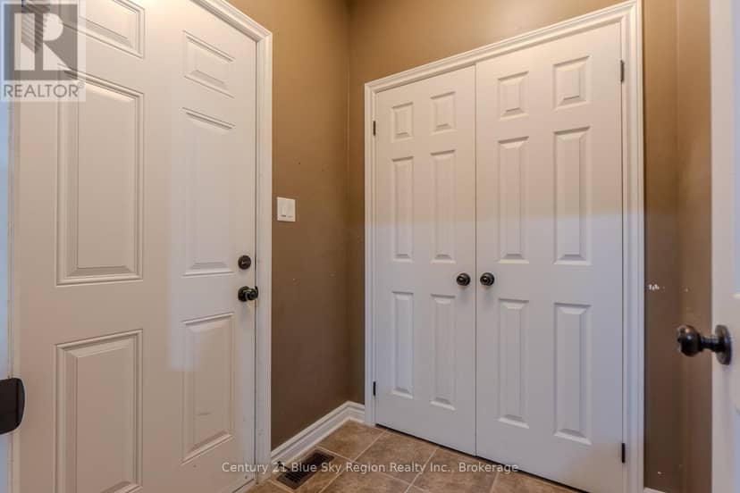 24 Osprey Crescent — photo 21 of 36