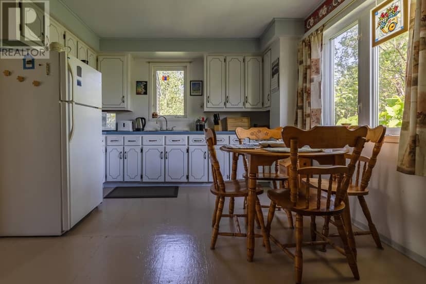 82 Valley Road, Corner Brook, photo 5