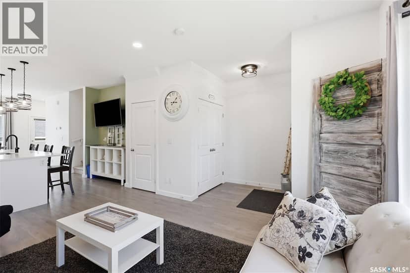 520 Brighton GATE — photo 6 of 40