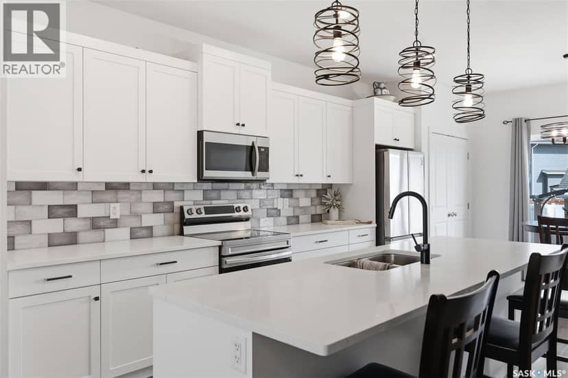 520 Brighton GATE — photo 10 of 40