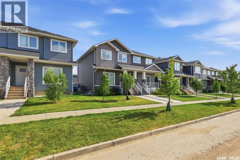 520 Brighton GATE — photo 3 of 40