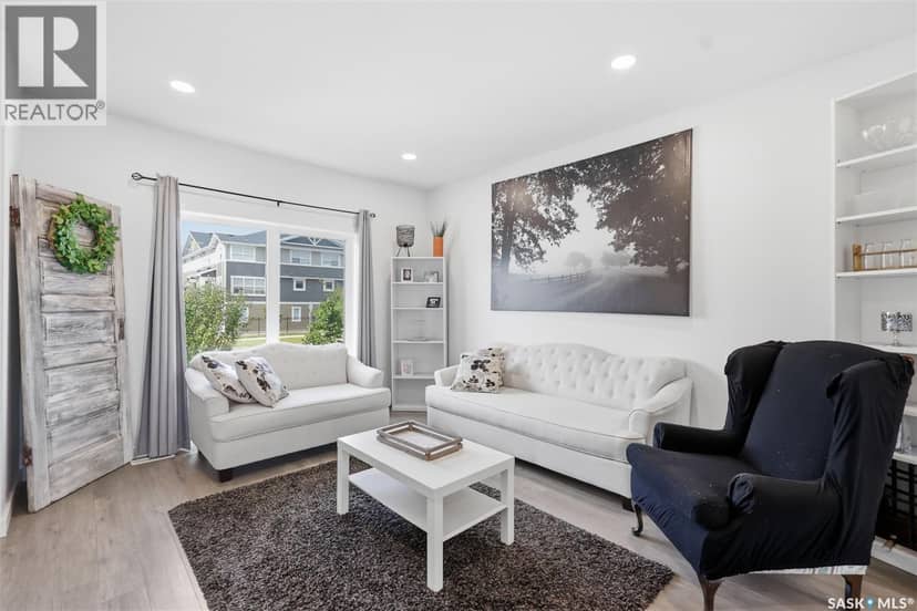 520 Brighton GATE — photo 8 of 40