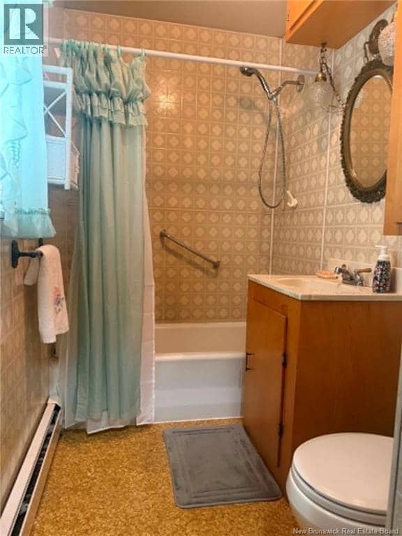 2393 King George Hwy — photo 14 of 16