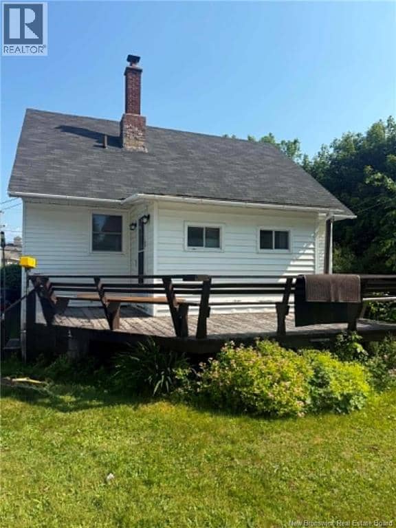 2393 King George Hwy — photo 15 of 16