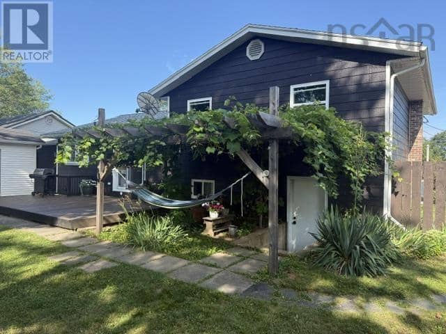 254 Hollingsworth Drive — photo 27 of 35