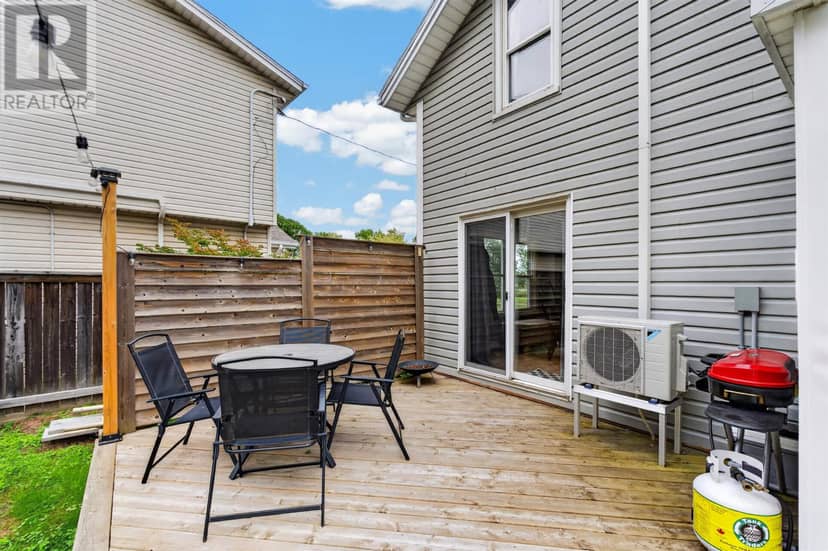 361 Kent Street — photo 17 of 40