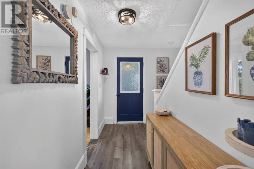 361 Kent Street — photo 21 of 40