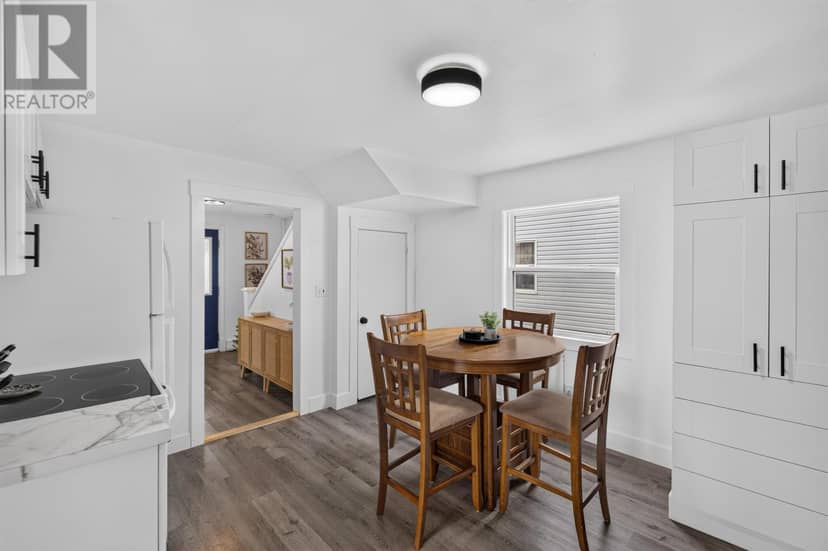 361 Kent Street — photo 24 of 40