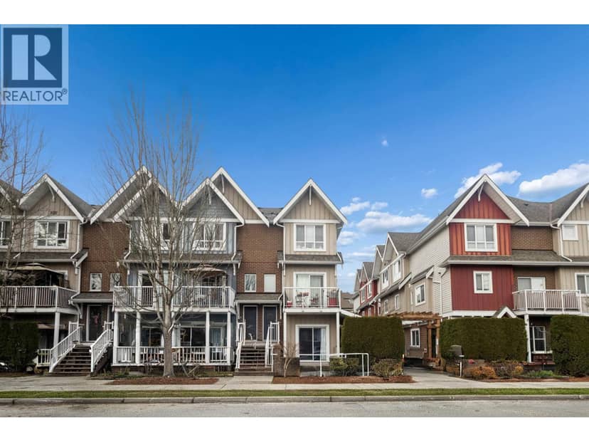 201 1661 FRASER AVENUE, Port Coquitlam