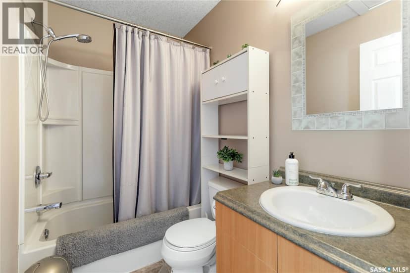 1438 Connaught STREET — photo 13 of 21