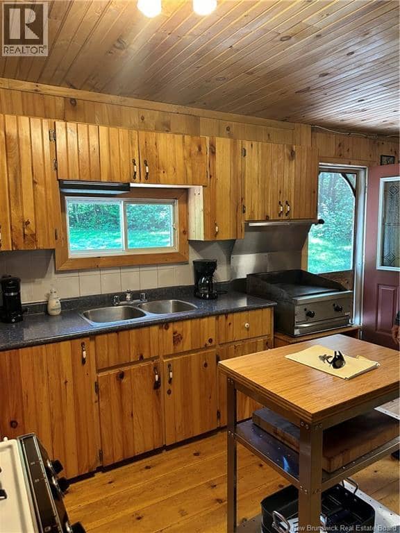 159 West Valley Road — photo 17 of 40