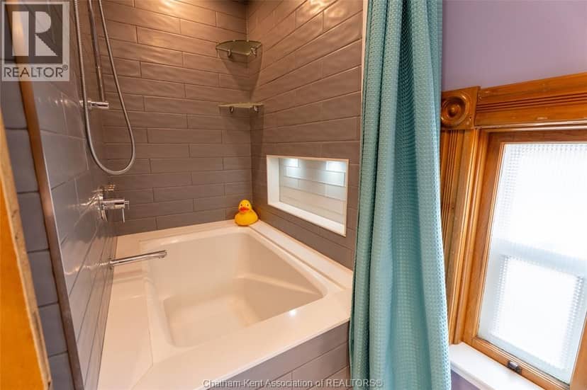 11666 Longwoods Road — photo 30 of 40