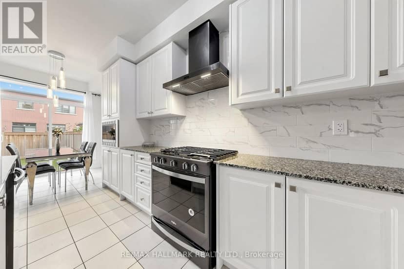 19 Conarty Crescent — photo 13 of 40