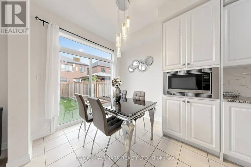 19 Conarty Crescent — photo 18 of 40