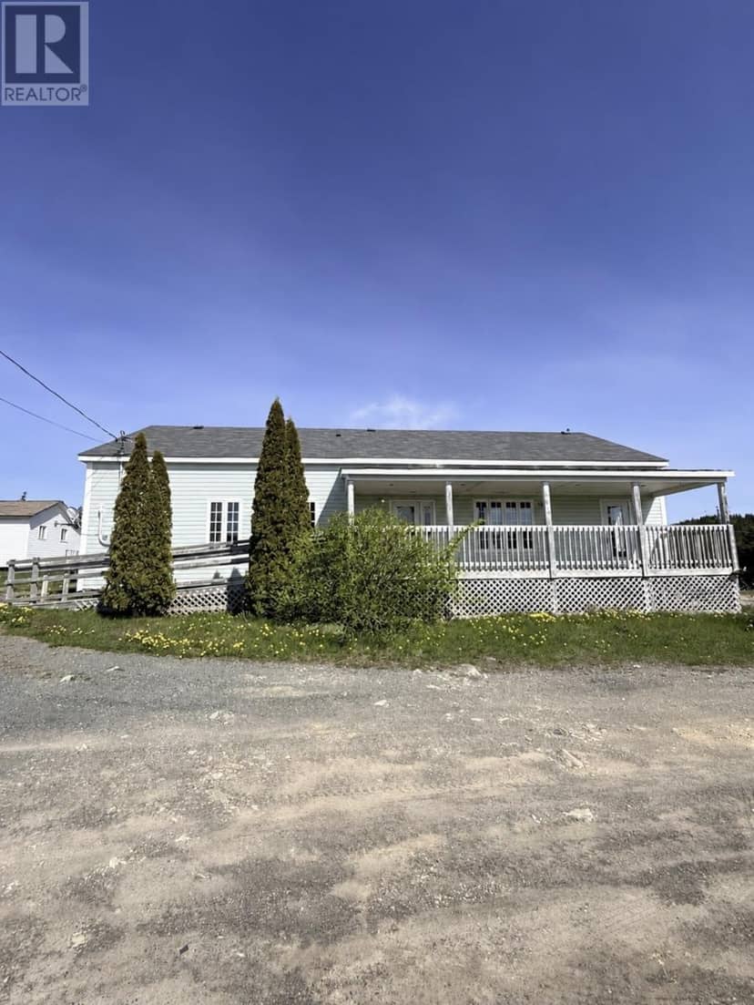 2 School Hill, Burgoynes Cove
