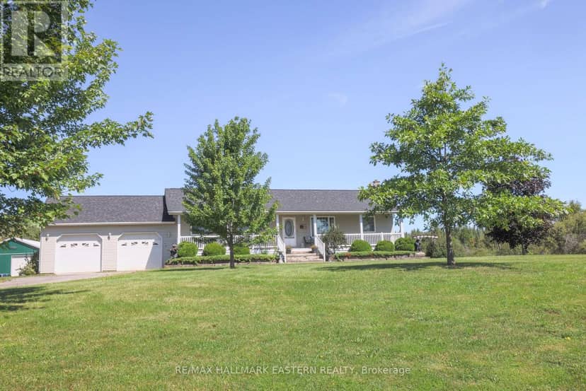 1738 8th Line, Selwyn