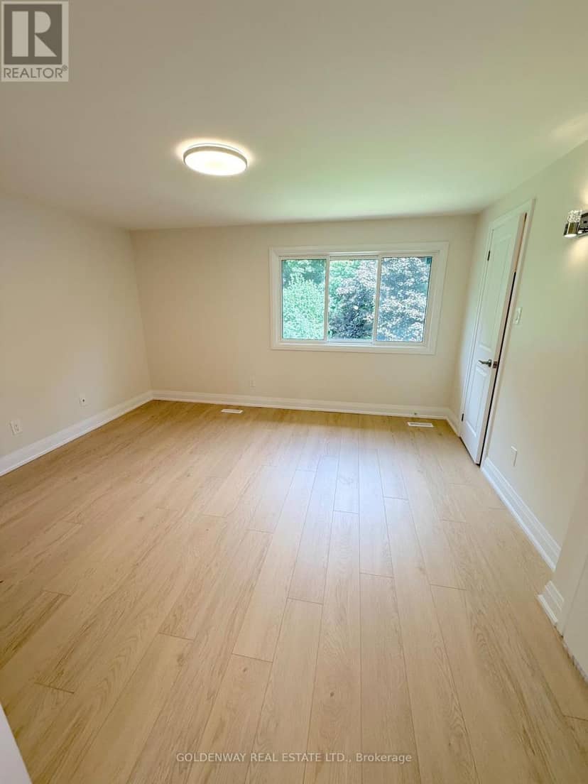 114 Loganberry Crescent — photo 16 of 28