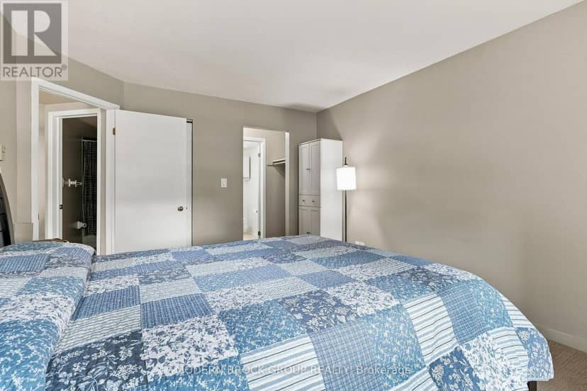 201 - 274 Ormond Street — photo 21 of 37