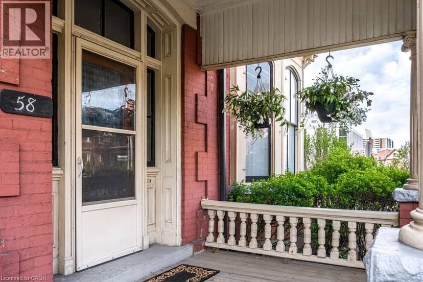 58 WELLINGTON Street S, Hamilton, photo 4