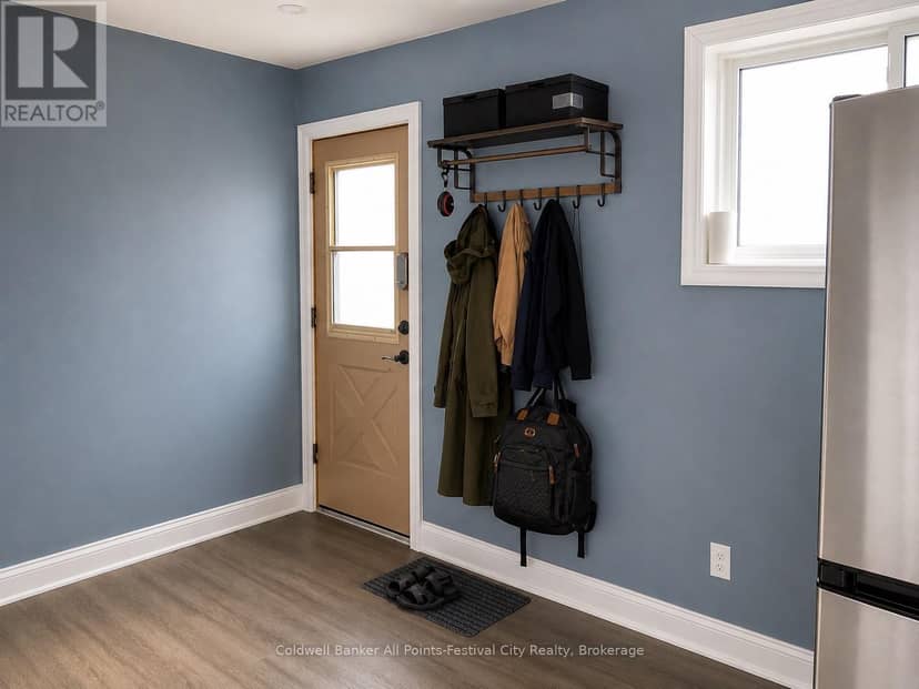 43 Maddison Street E — photo 13 of 35