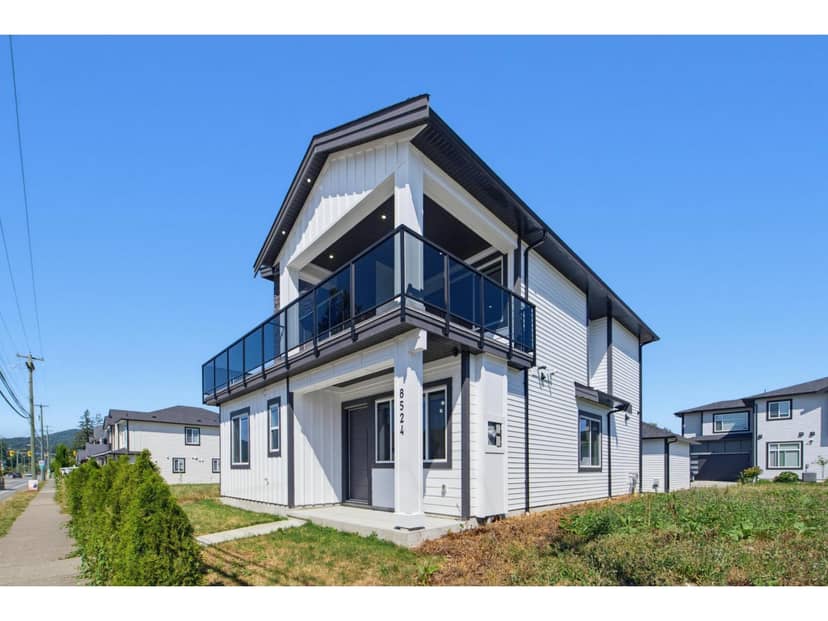 8524 CEDAR STREET, Mission, photo 2