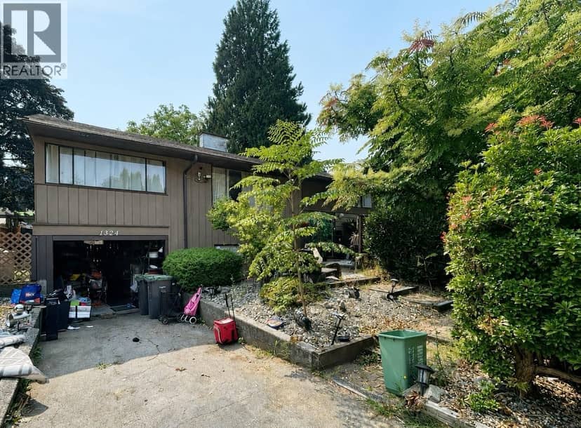 1324 Willow Way, Coquitlam, photo 2
