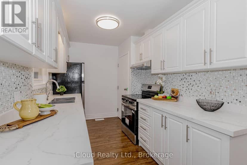 28 Hoffman Street — photo 18 of 40