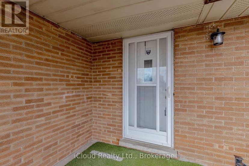 28 Hoffman Street — photo 4 of 40