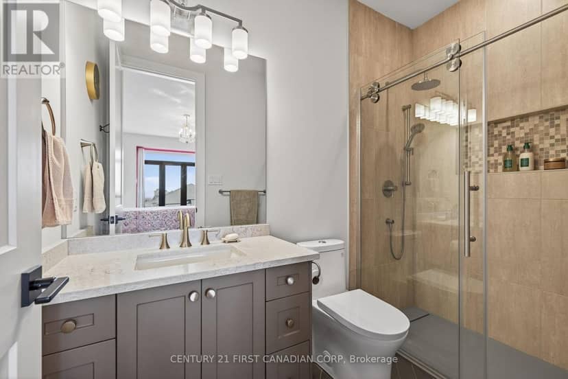 1704 Upper West Avenue — photo 32 of 40