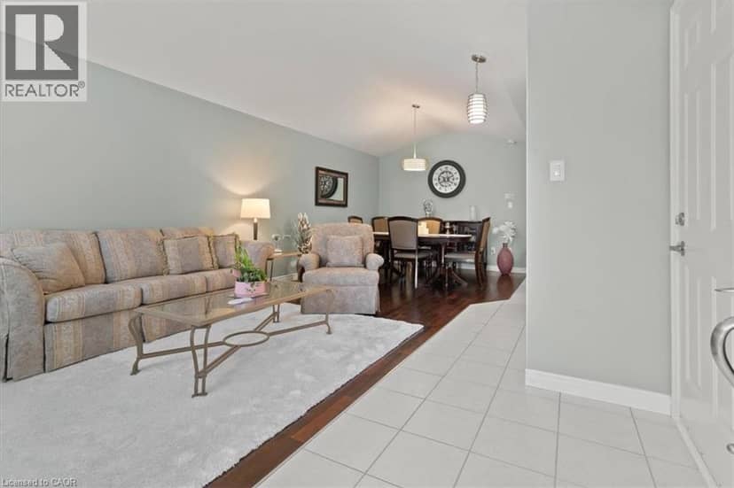 40 BRIDGETTE Drive, Hamilton, photo 8
