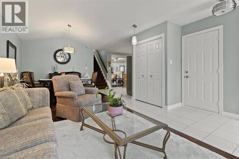 40 BRIDGETTE Drive, Hamilton, photo 7