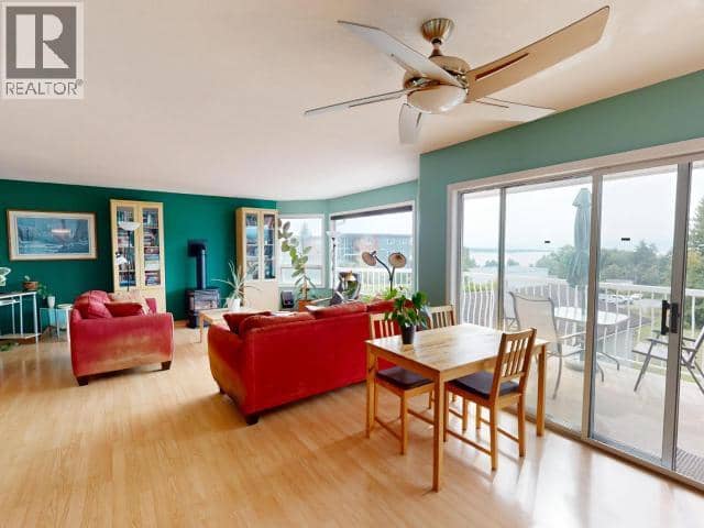 4511 FERNWOOD AVE, Powell River, photo 3